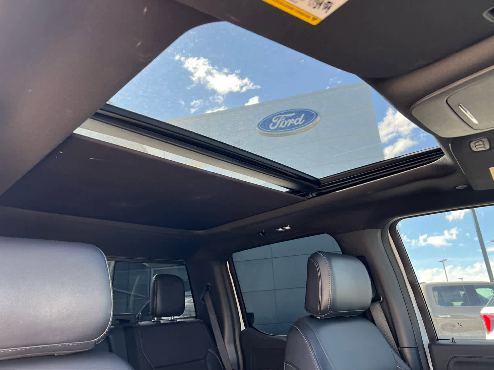 Certified 2025 Ford F150 Lariat w/ Equipment Group 501A Mid image 21