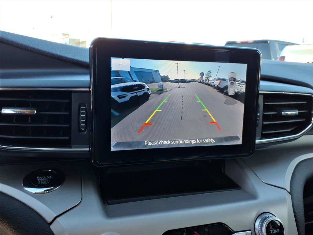 Certified 2023 Ford Explorer XLT w/ Equipment Group 202A image 21