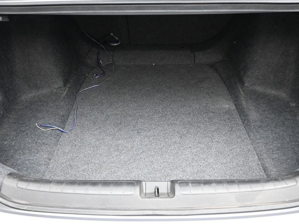 Used 2019 Honda Accord EX-L image 11