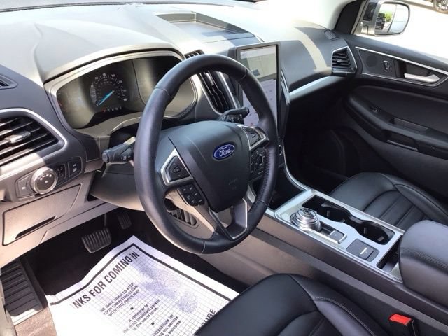 Certified 2023 Ford Edge SEL w/ Convenience Package AWD/4WD image 8