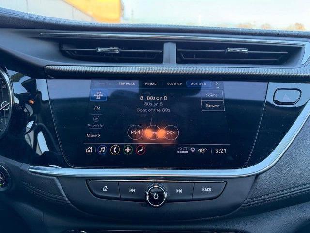 Used 2022 Buick Encore GX Essence w/ Experience Buick Package image 16