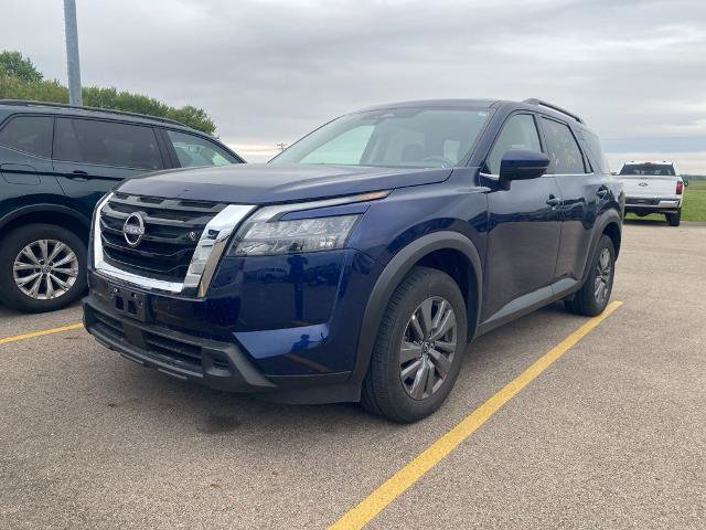 Used 2025 Nissan Pathfinder SV AWD/4WD image 18