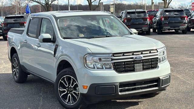 Certified 2022 Ford Maverick Lariat w/ Lariat Luxury Package image 2