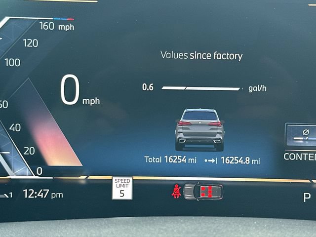 Used 2025 BMW X5 sDrive40i w/ M Sport Package RWD image 16