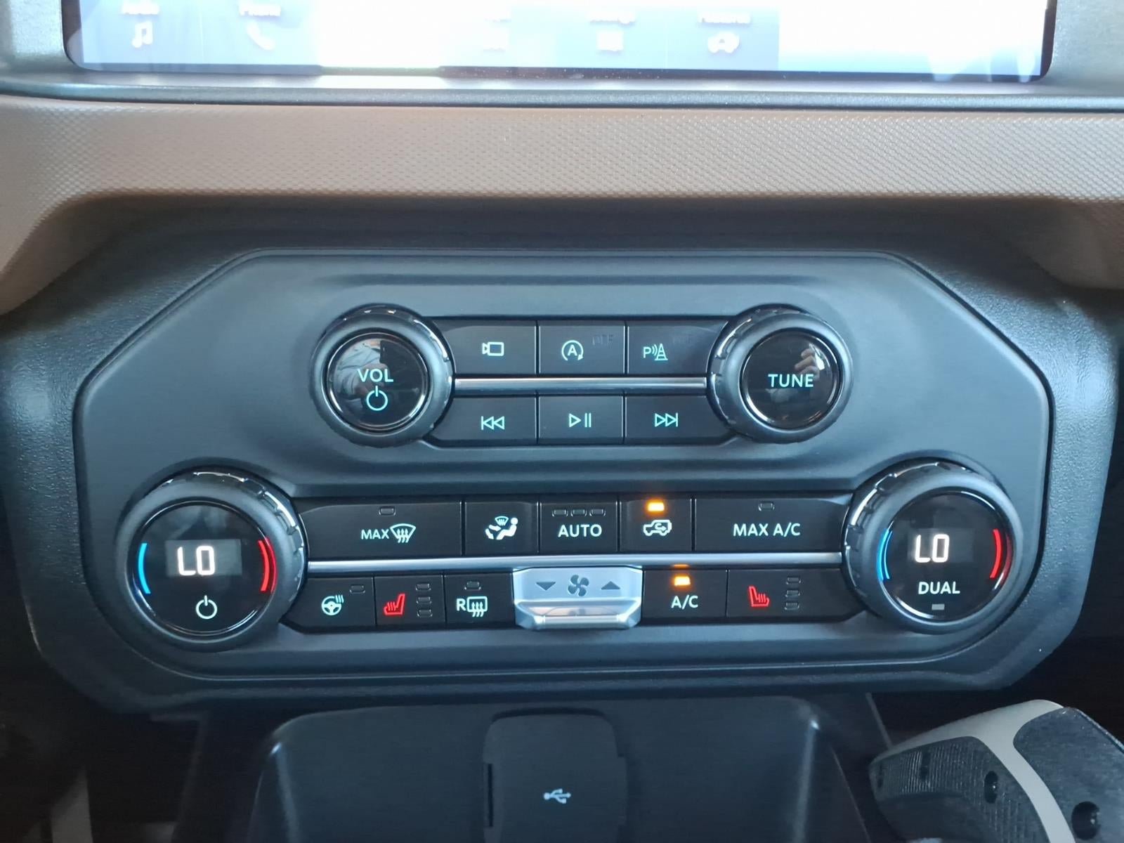 Certified 2024 Ford Bronco Outer Banks AWD/4WD image 25