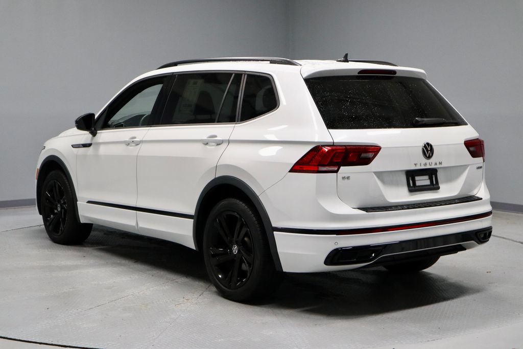 Used 2023 Volkswagen Tiguan SE R-Line AWD/4WD image 8