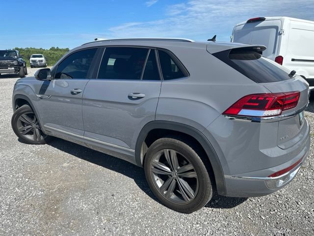 Used 2021 Volkswagen Atlas Cross Sport SE w/ Panoramic Sunroof Package FWD image 5