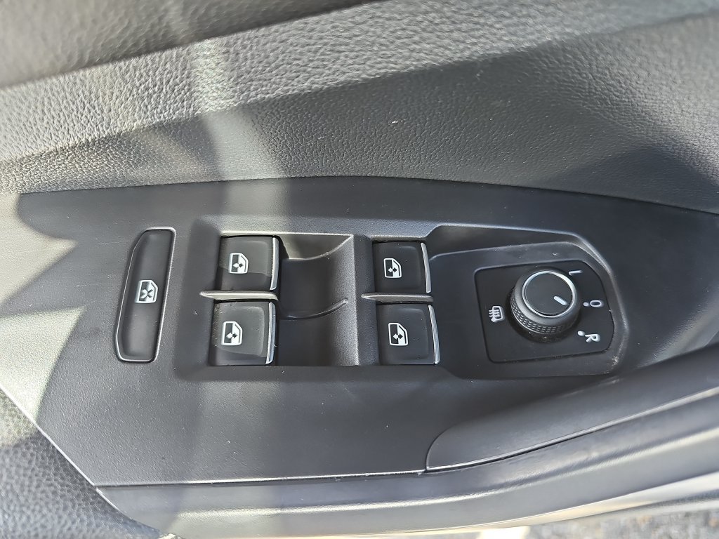 Used 2025 Volkswagen Jetta S FWD image 25