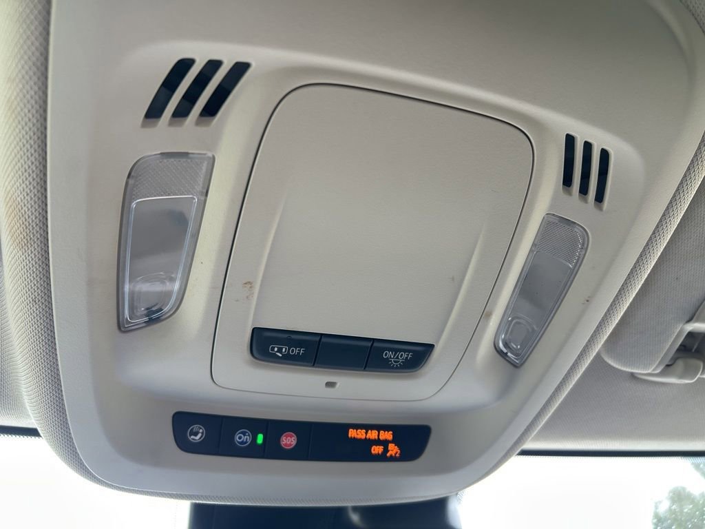 Used 2023 Buick Envision Essence FWD image 33