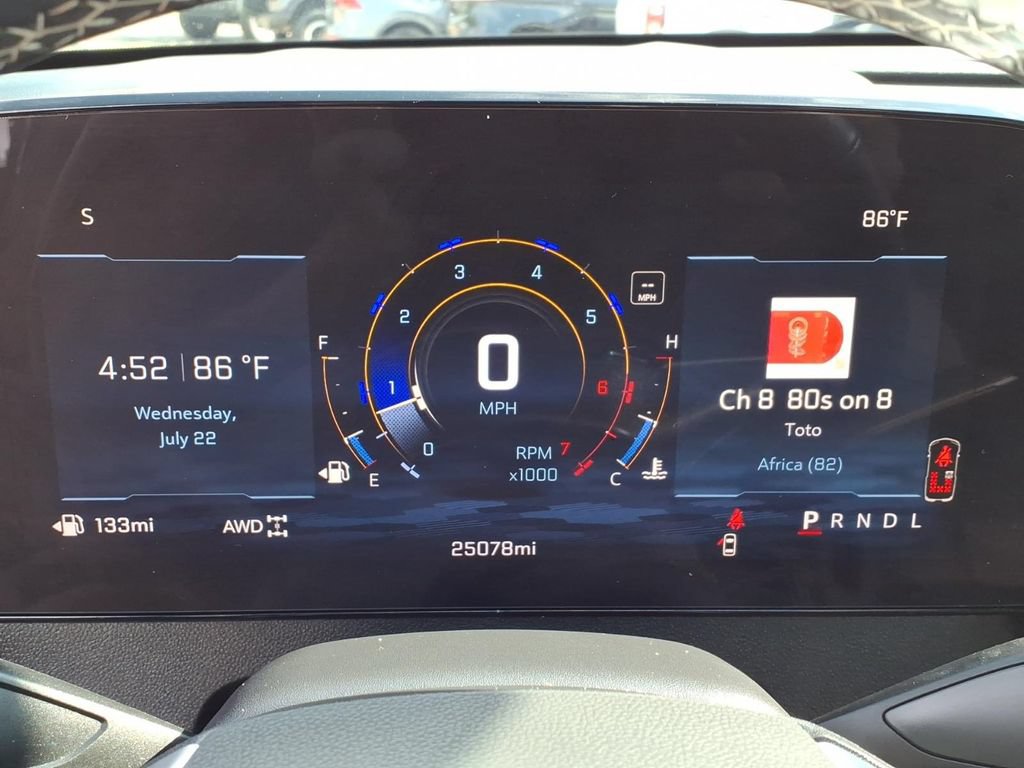 Used 2024 Chevrolet Traverse Z71 AWD/4WD image 31