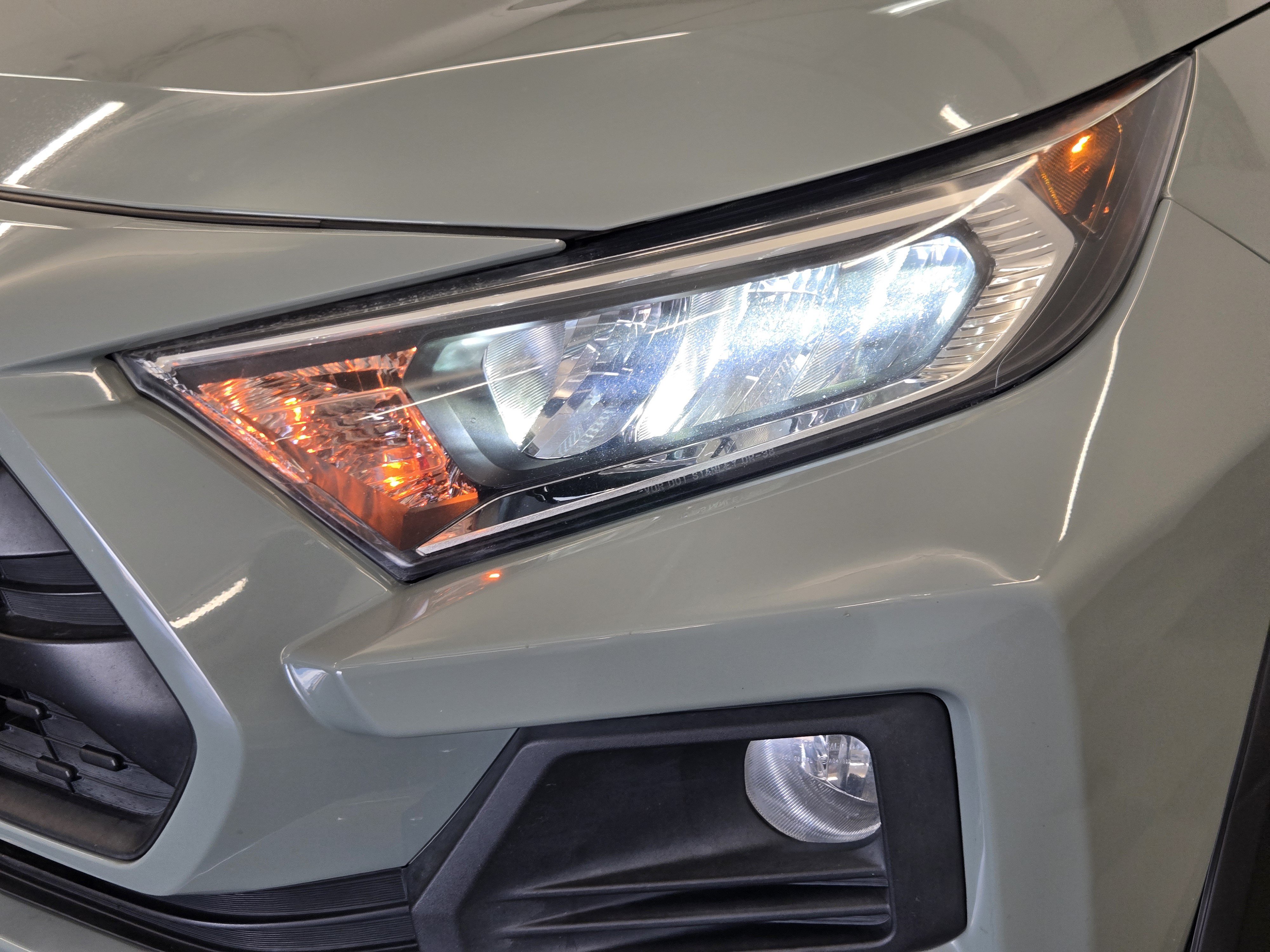 Used 2019 Toyota RAV4 Adventure AWD/4WD image 8