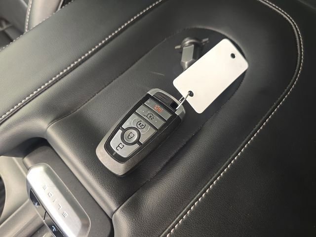 Certified 2025 Ford Expedition Max Platinum image 32