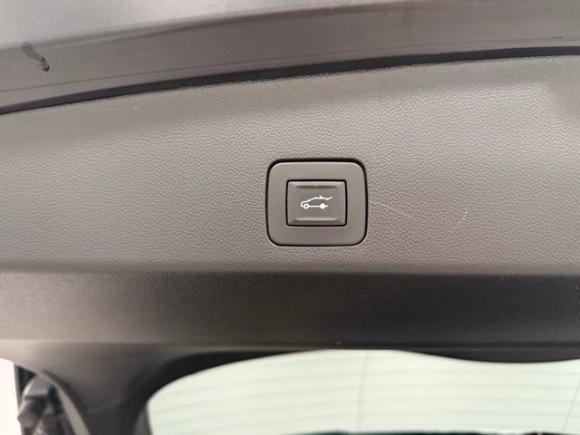 Used 2022 Buick Encore GX Select w/ Sport Touring Package image 37