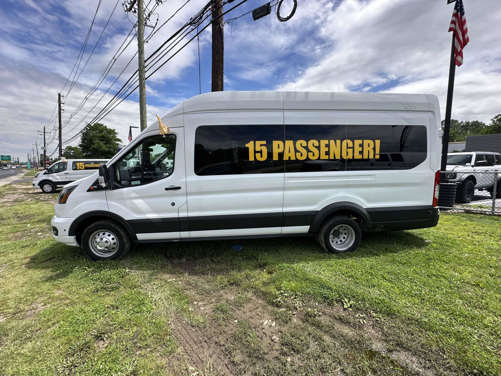 Certified 2024 Ford Transit 350 XLT RWD image 7