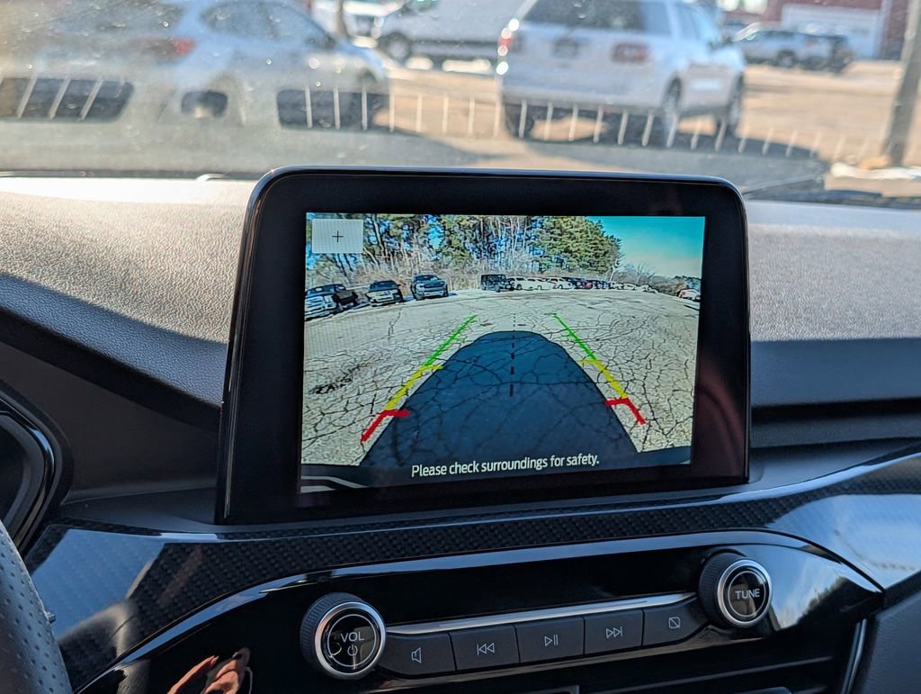 Certified 2025 Ford Escape ST-Line image 28