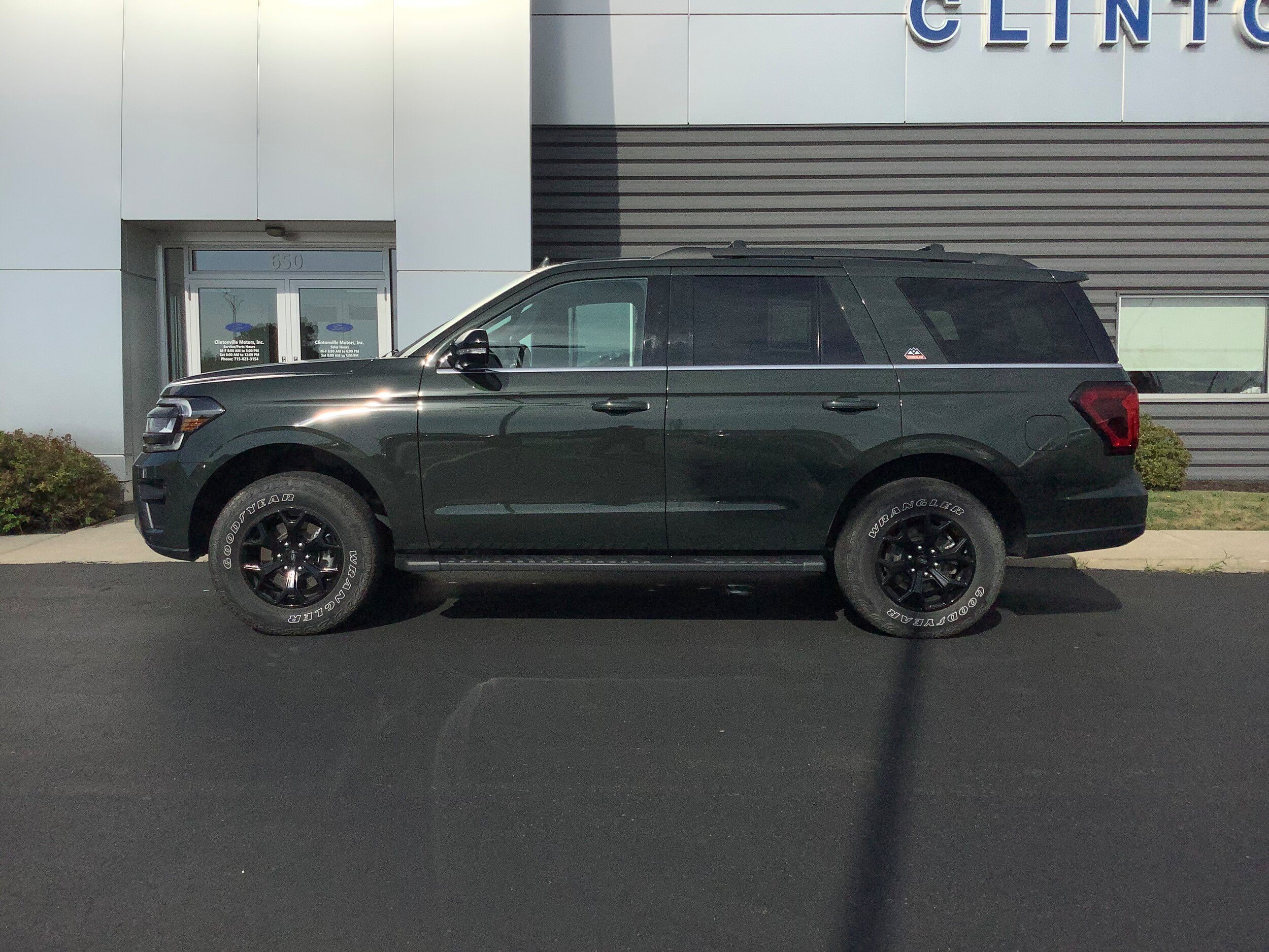 Certified 2022 Ford Expedition Timberline w/ Equipment Group 501A AWD/4WD image 2