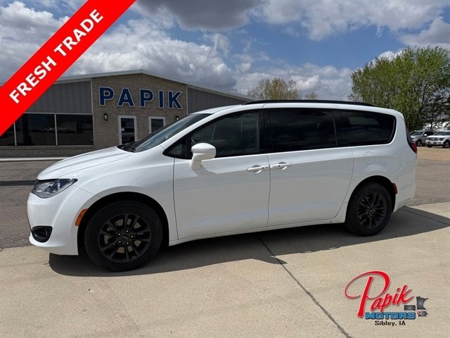 Used 2020 Chrysler Pacifica Touring-L