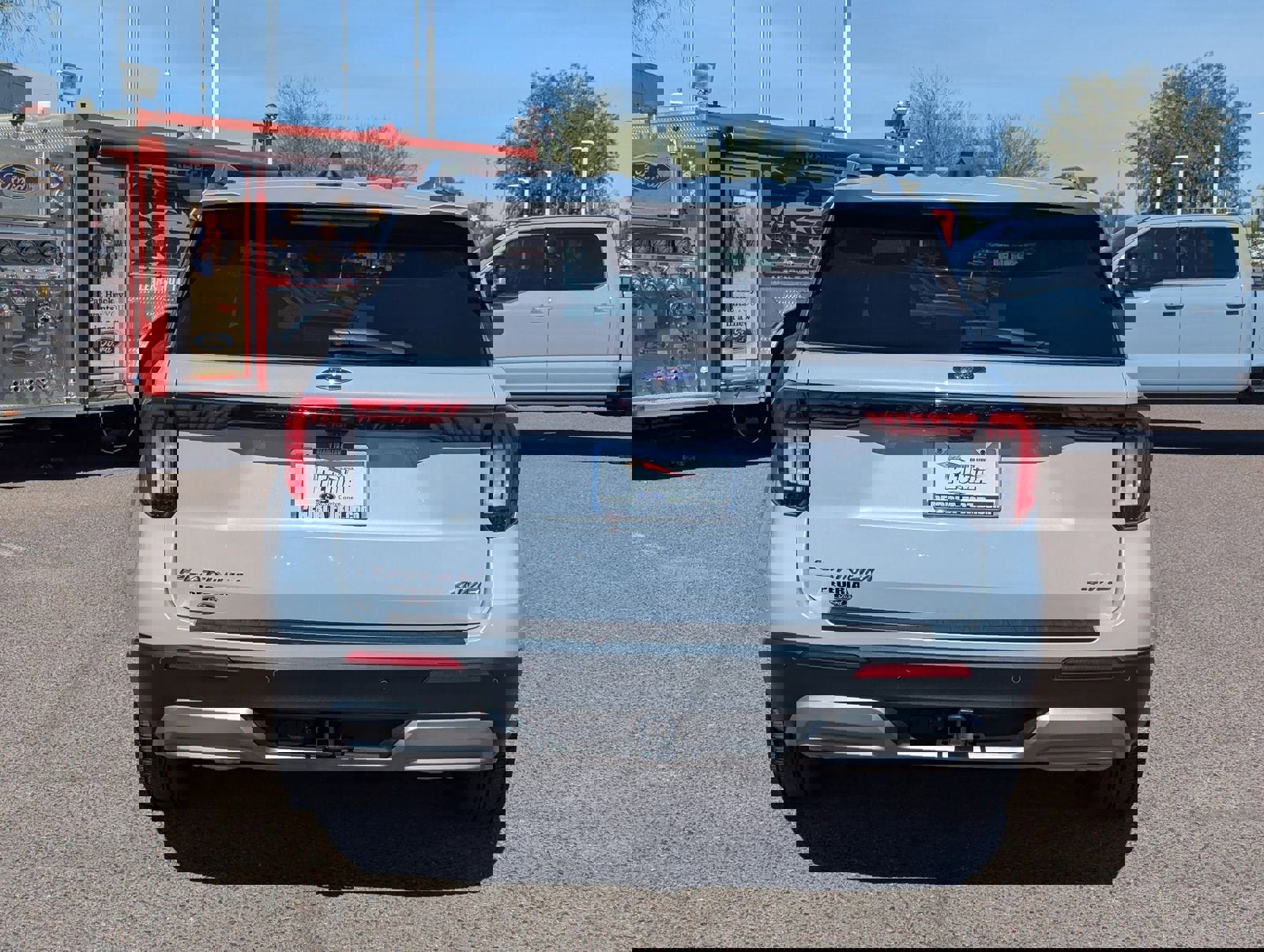 Certified 2025 Ford Explorer Platinum w/ LUX Leather Package image 4