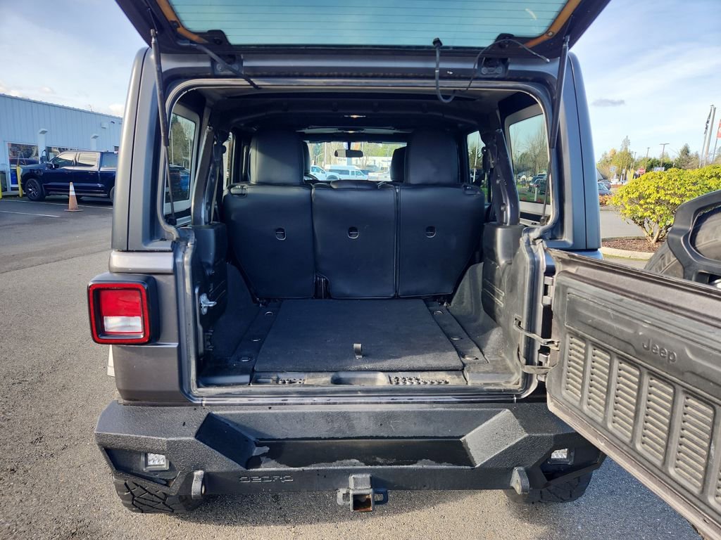 Used 2018 Jeep Wrangler Unlimited Sport S image 31