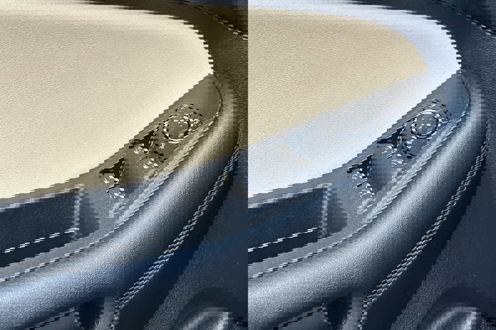 Certified 2022 Ford Edge SEL w/ Convenience Package image 13