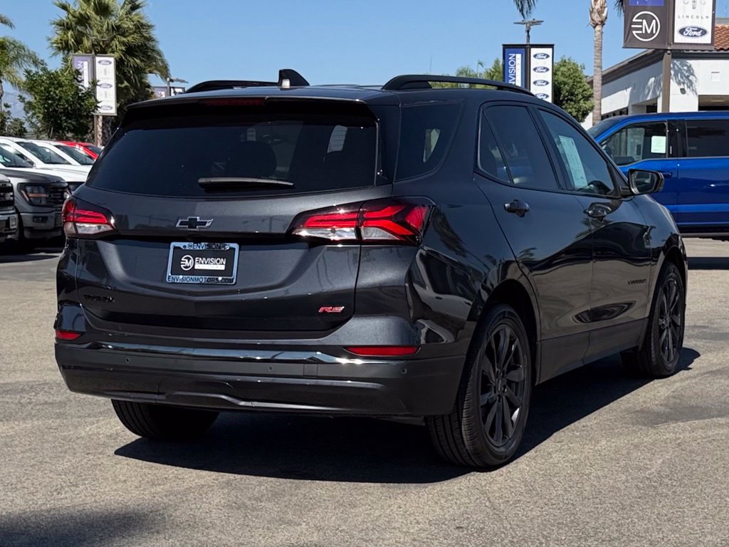 Used 2022 Chevrolet Equinox RS w/ LPO, Cargo Package FWD image 8