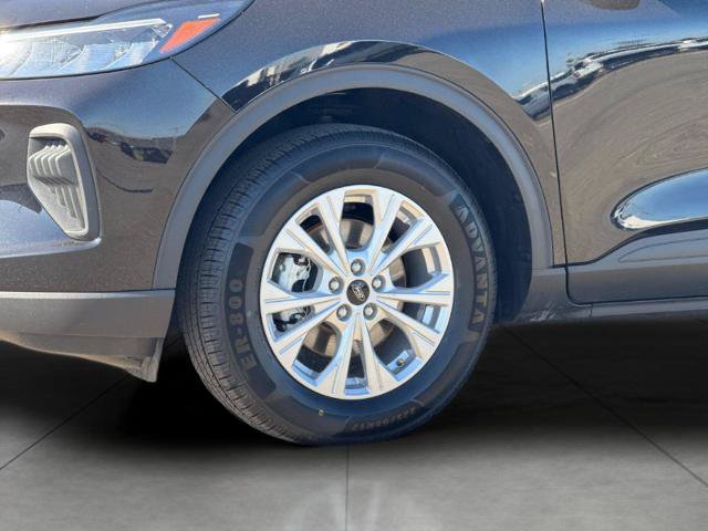 Certified 2025 Ford Escape Active AWD/4WD image 22