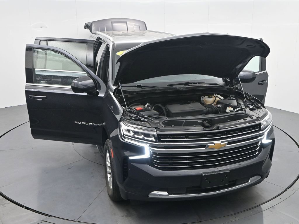 Used 2023 Chevrolet Suburban LT AWD/4WD image 40