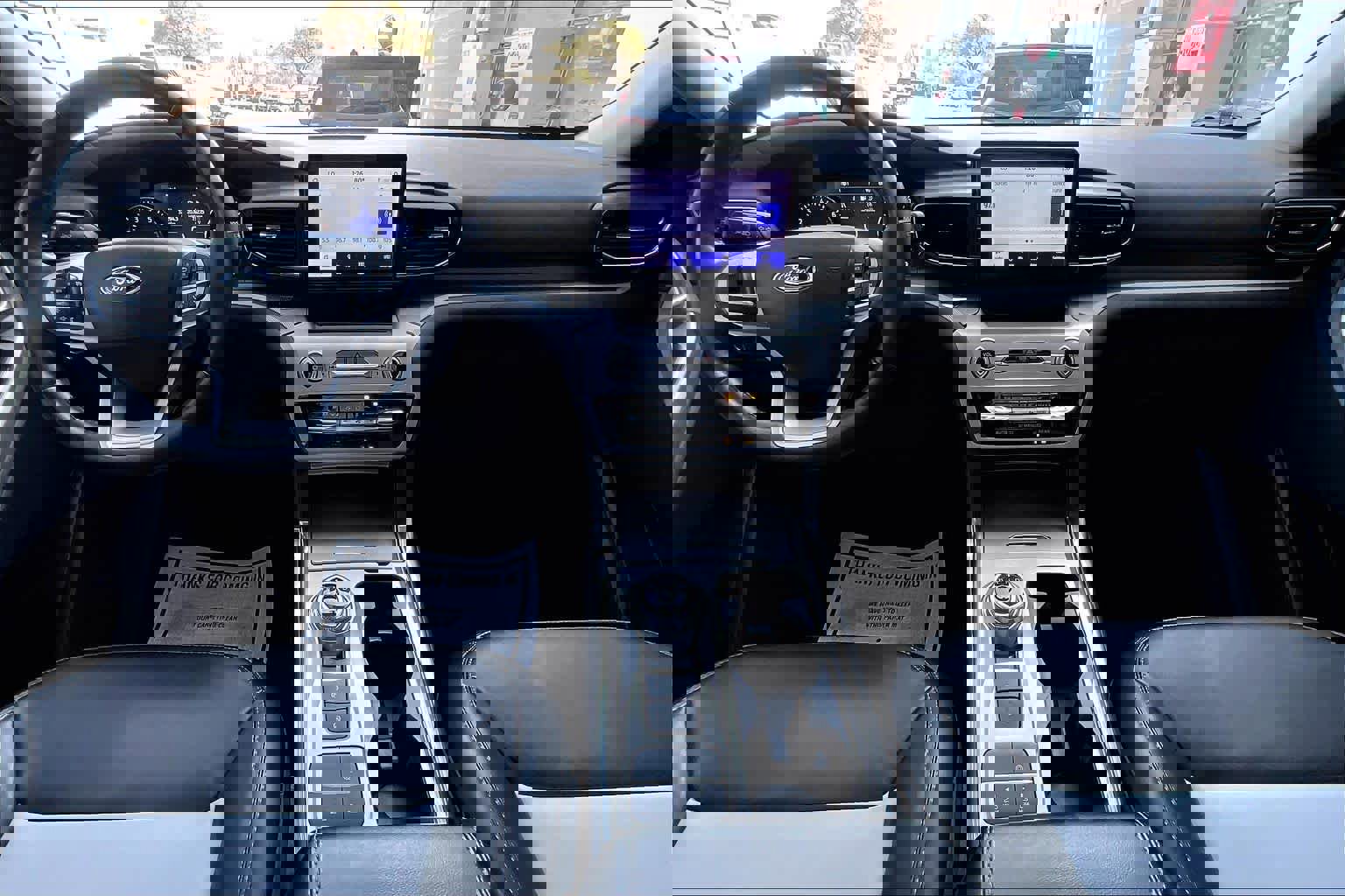 Certified 2022 Ford Explorer XLT w/ Equipment Group 202A image 17