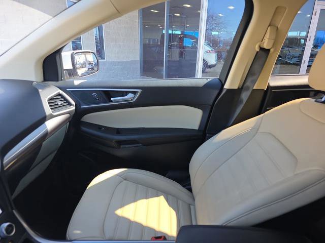 Certified 2024 Ford Edge SEL w/ Convenience Package image 32