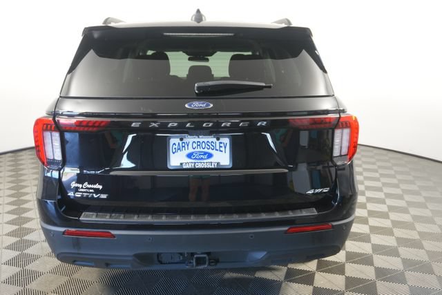 Certified 2025 Ford Explorer Active AWD/4WD image 4