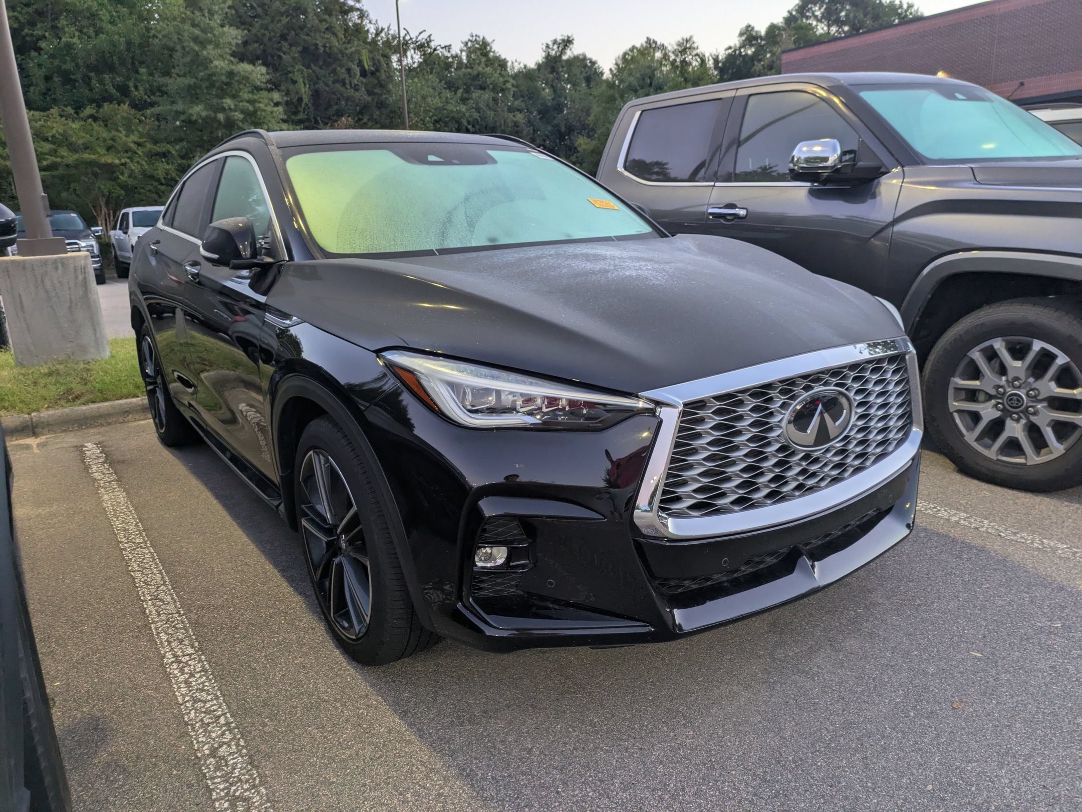 Used 2025 INFINITI QX55 Essential