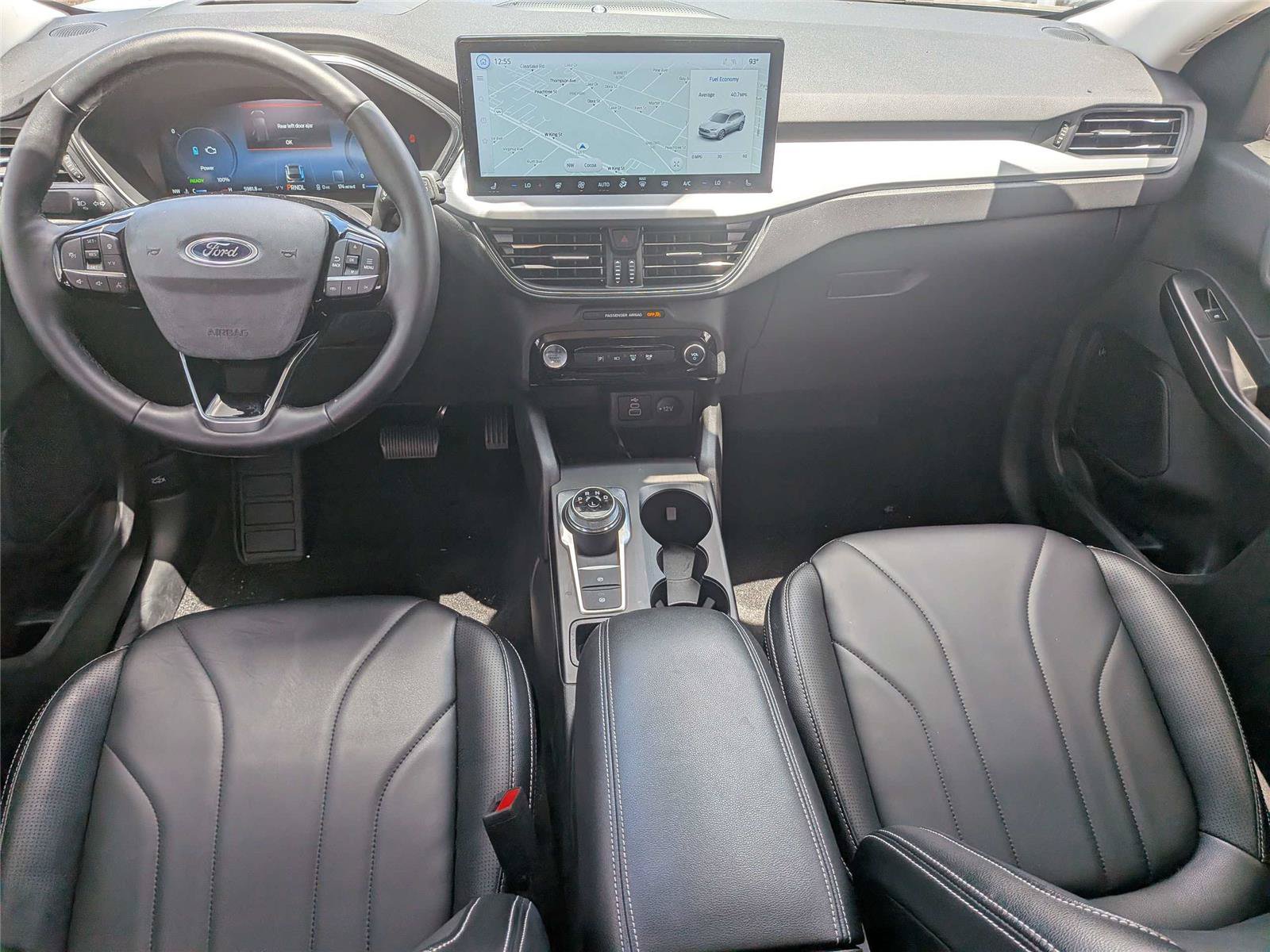 Certified 2025 Ford Escape SE w/ PHEV Premium Package FWD image 16