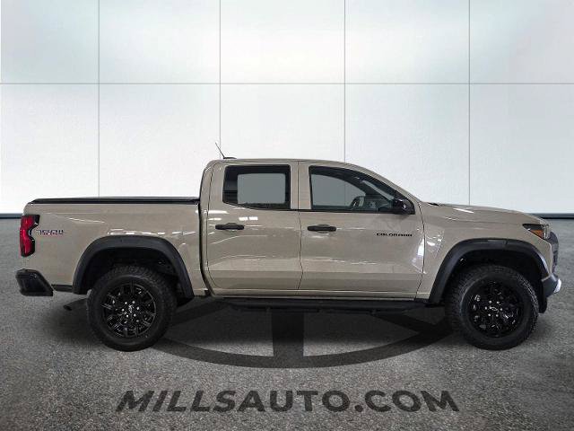 Used 2023 Chevrolet Colorado Trail Boss AWD/4WD image 9