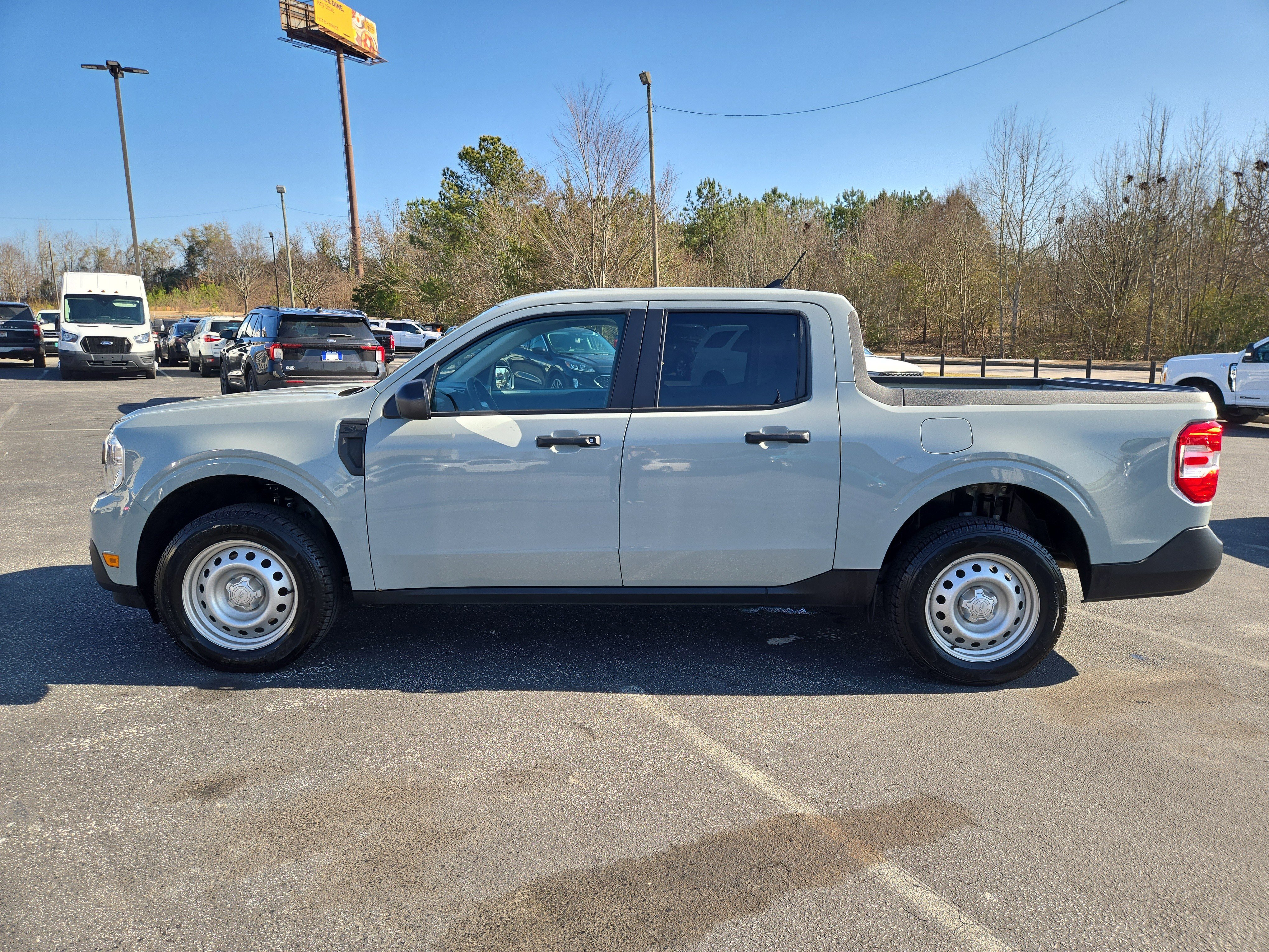 Certified 2023 Ford Maverick XL image 8