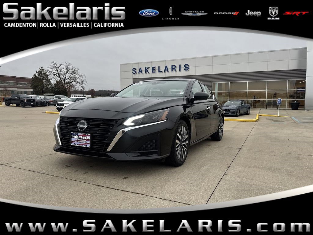 Used 2024 Nissan Altima 2.5 SV