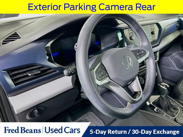 Used 2023 Volkswagen Taos SE w/ Panoramic Sunroof Package AWD/4WD image 12