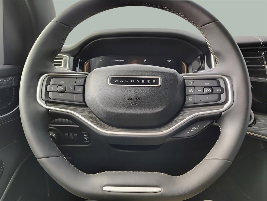 Used 2022 Jeep Wagoneer Series III w/ Flexible Seating Group image 15