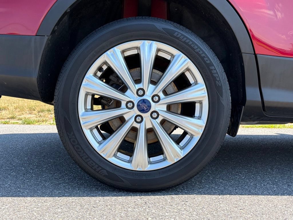 Certified 2017 Ford Escape Titanium AWD/4WD image 17