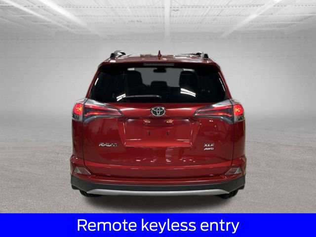 Used 2017 Toyota RAV4 XLE AWD/4WD image 8