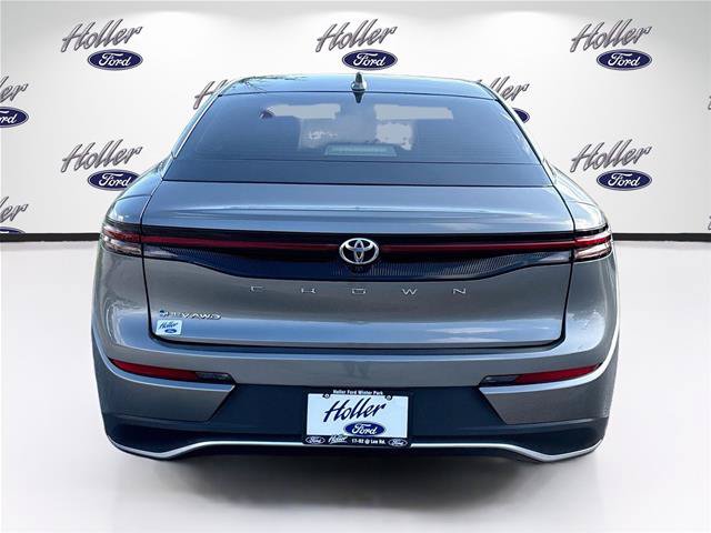 Used 2024 Toyota Crown AWD/4WD image 7