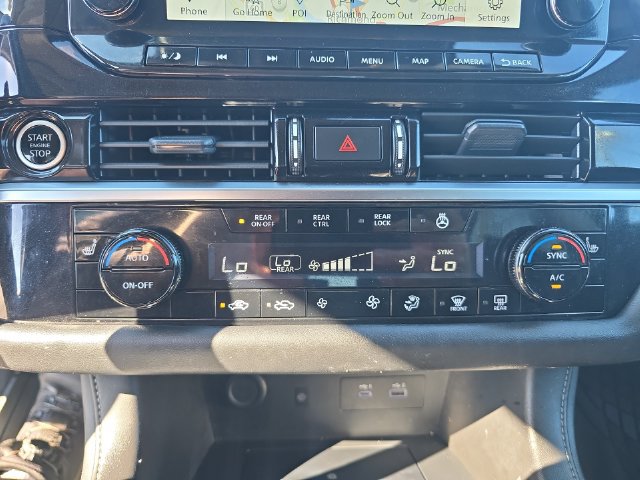 Used 2024 Nissan Pathfinder SL AWD/4WD image 19