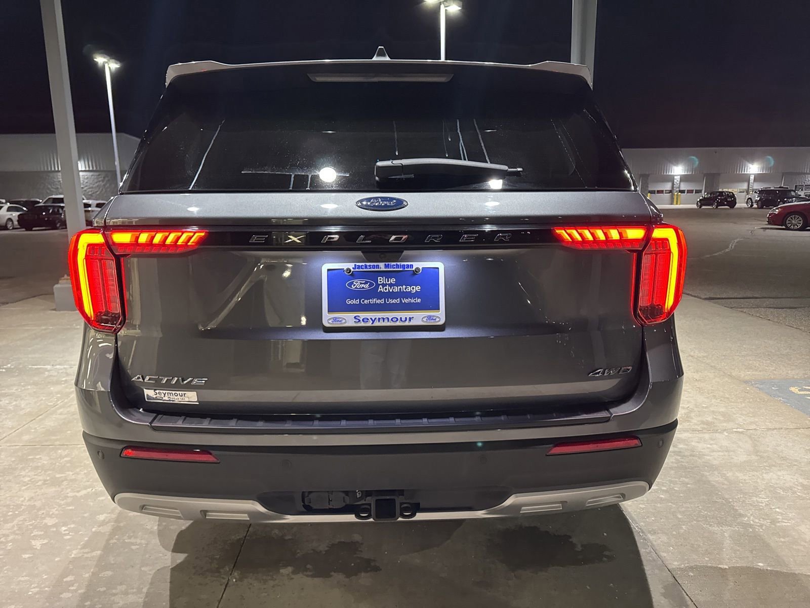 Certified 2025 Ford Explorer Active w/ Active Comfort Package image 3