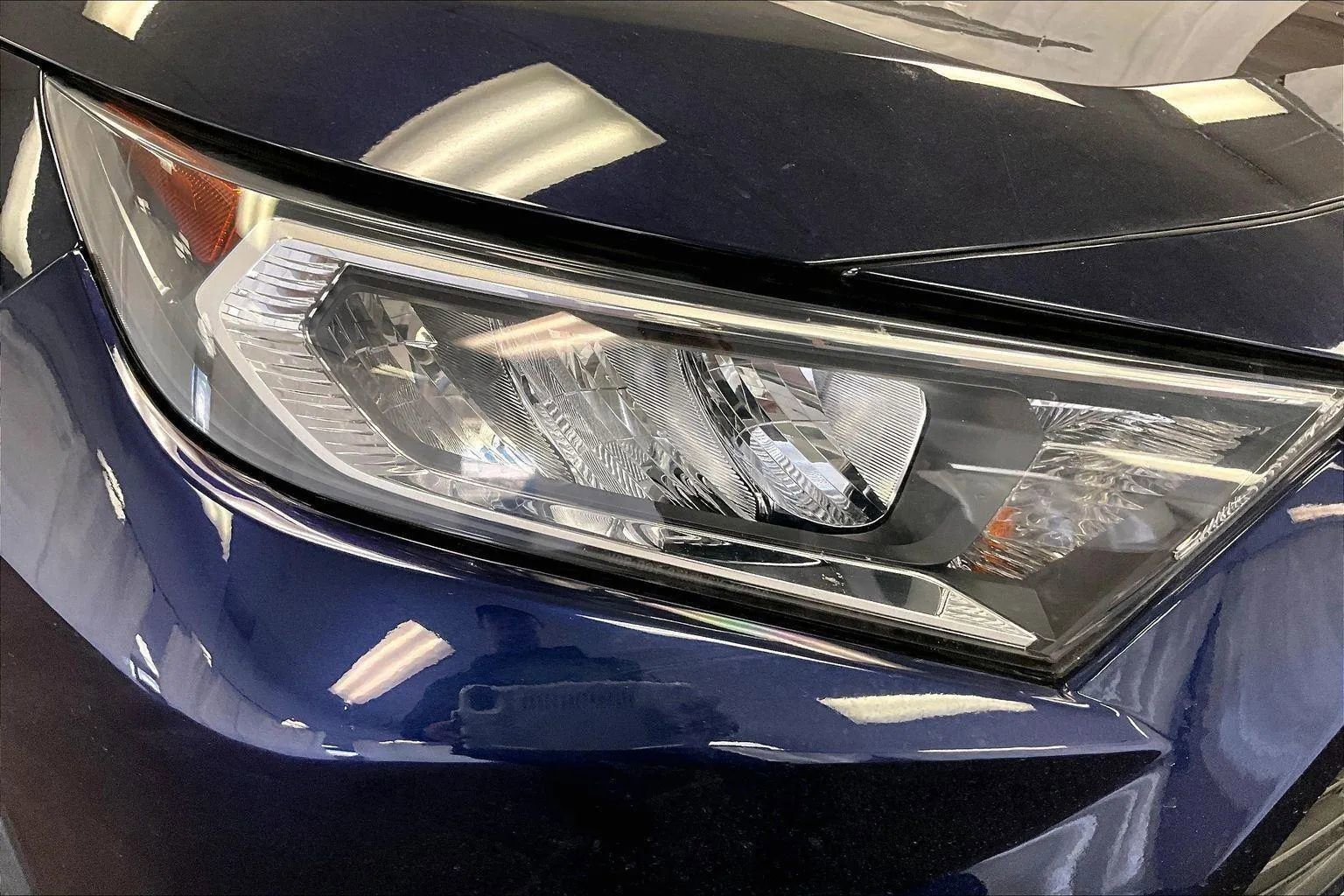 Used 2019 Toyota RAV4 XLE w/ All Weather Liner Package image 27