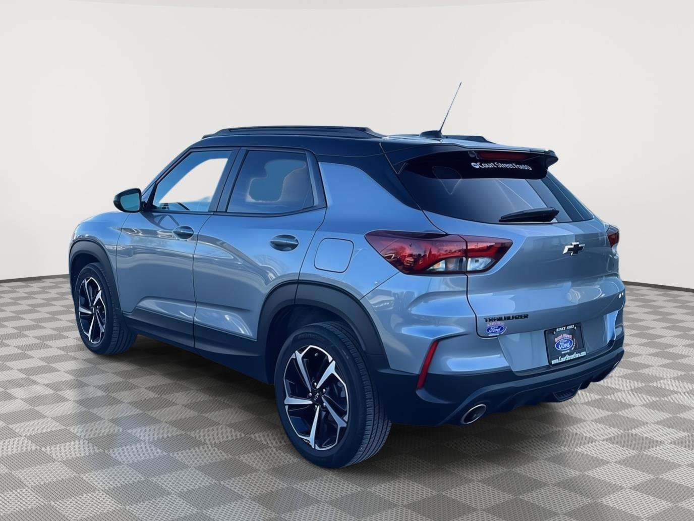 Used 2023 Chevrolet TrailBlazer RS image 3