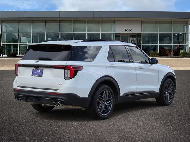 Certified 2025 Ford Explorer ST w/ Sun And Sound Package AWD/4WD image 6