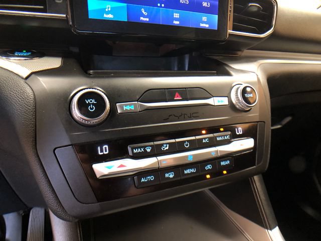 Certified 2020 Ford Explorer XLT w/ Equipment Group 202A AWD/4WD image 17