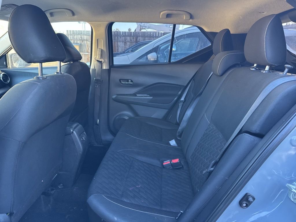 Used 2021 Nissan Kicks SV image 15