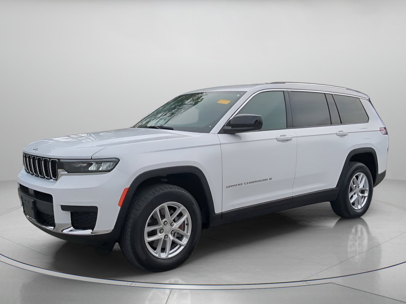Used 2024 Jeep Grand Cherokee L Laredo AWD/4WD image 13