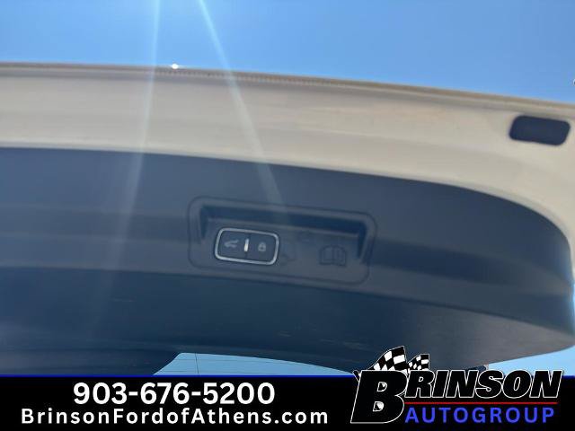 Certified 2023 Ford Explorer XLT w/ Equipment Group 202A RWD image 10