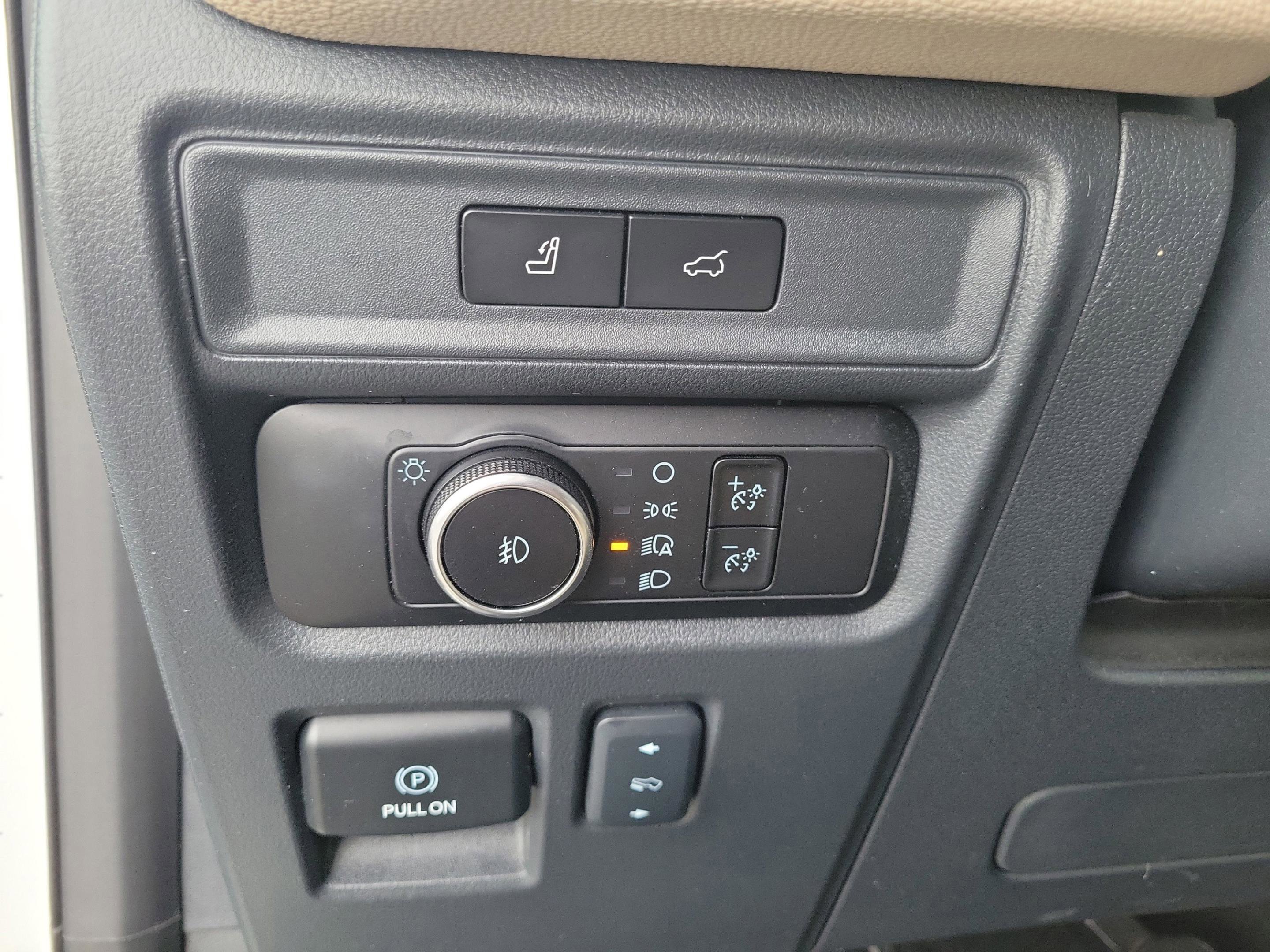 Certified 2024 Ford Expedition Limited image 22